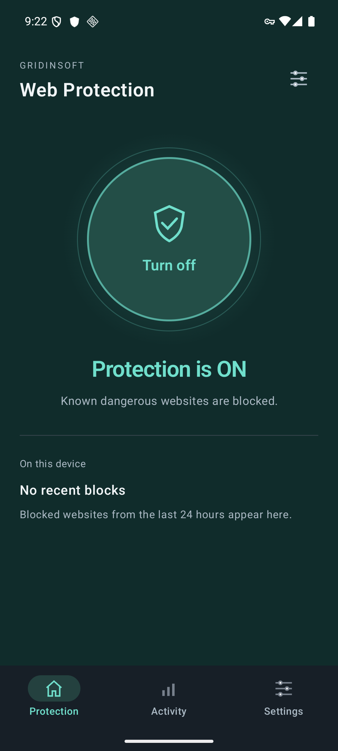 Gridinsoft Web Protection en Android, con el estado Protection is ON y un botón grande Turn off