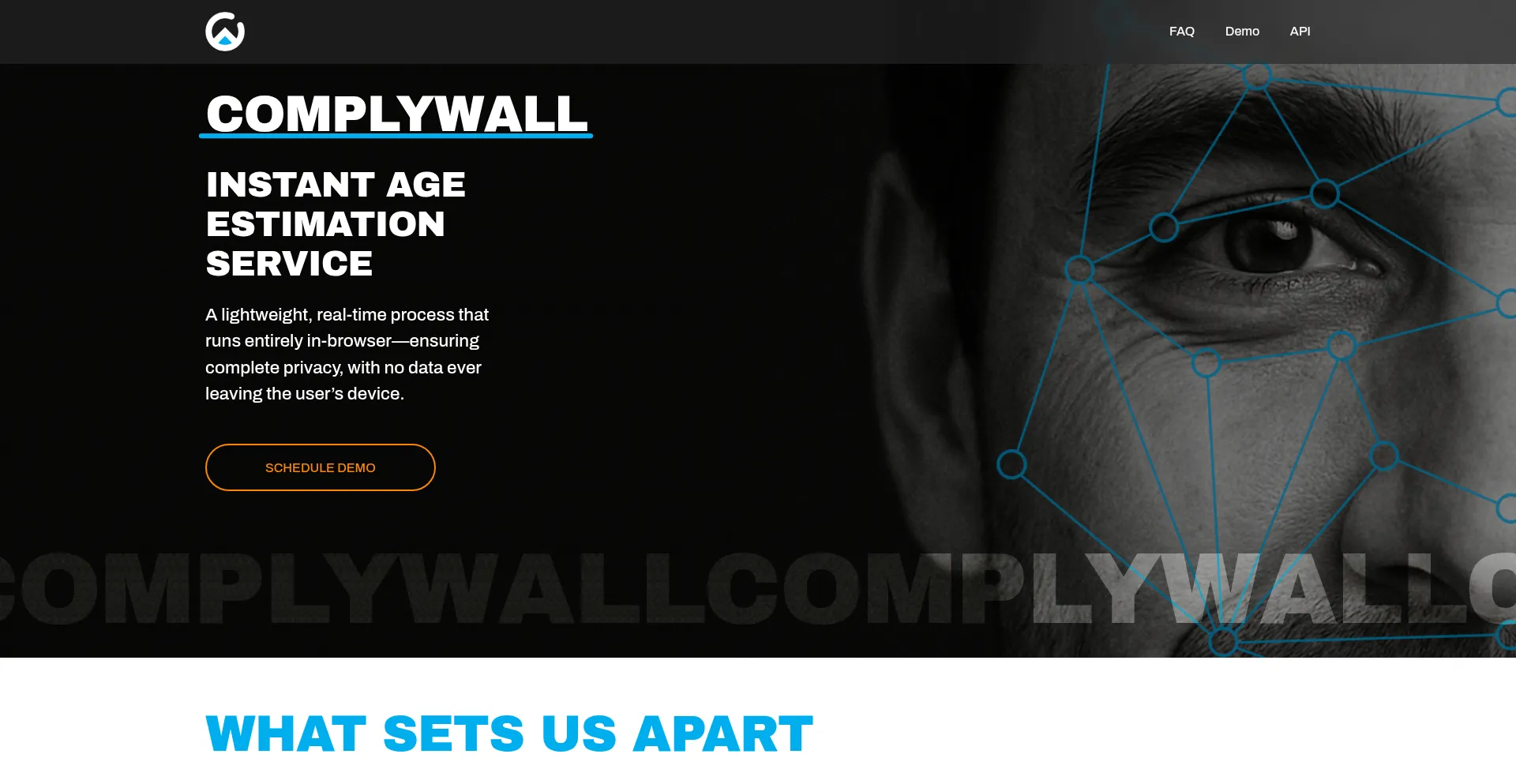 Website screenshot of Complywall.com