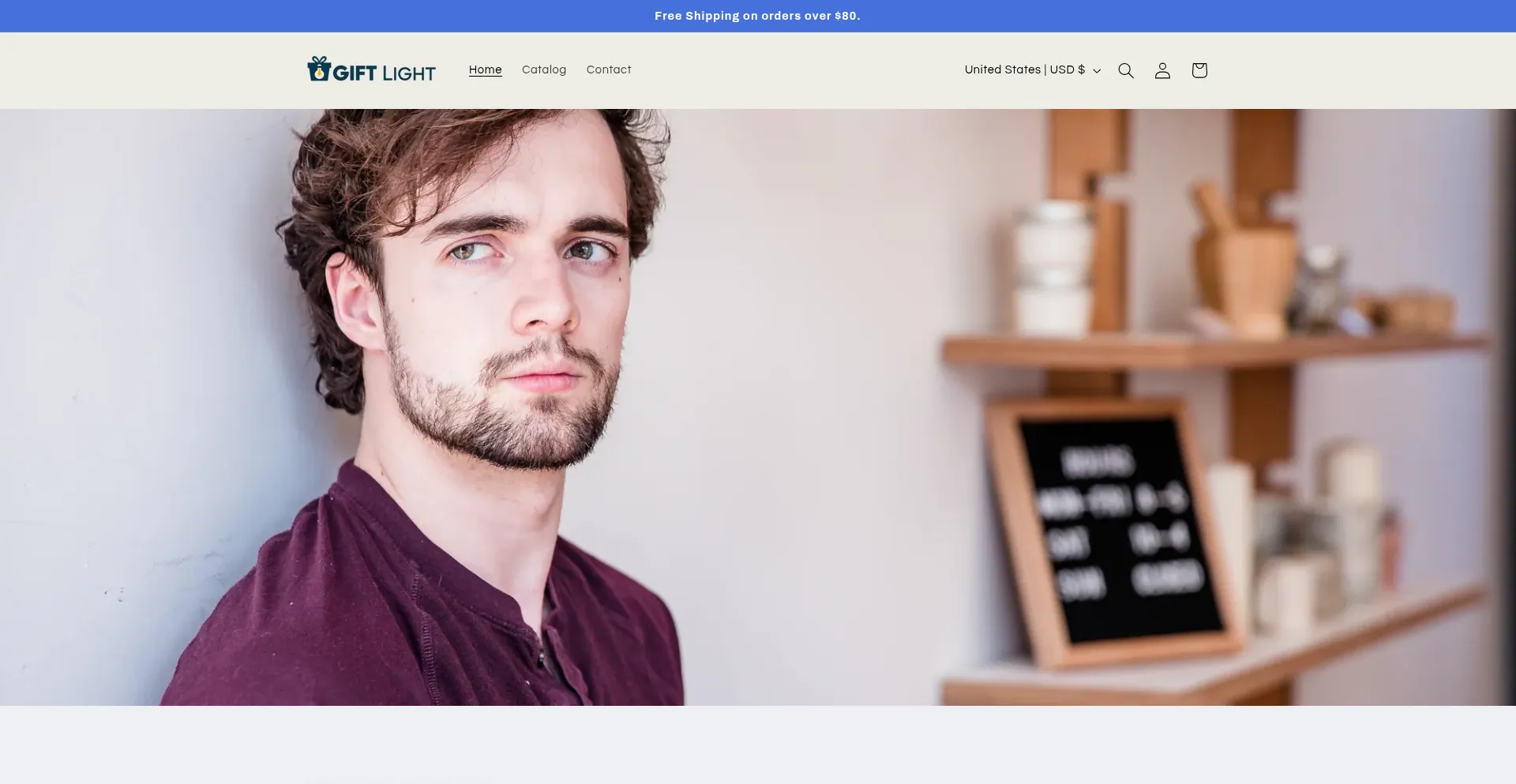 Website screenshot of Giftlight.shop