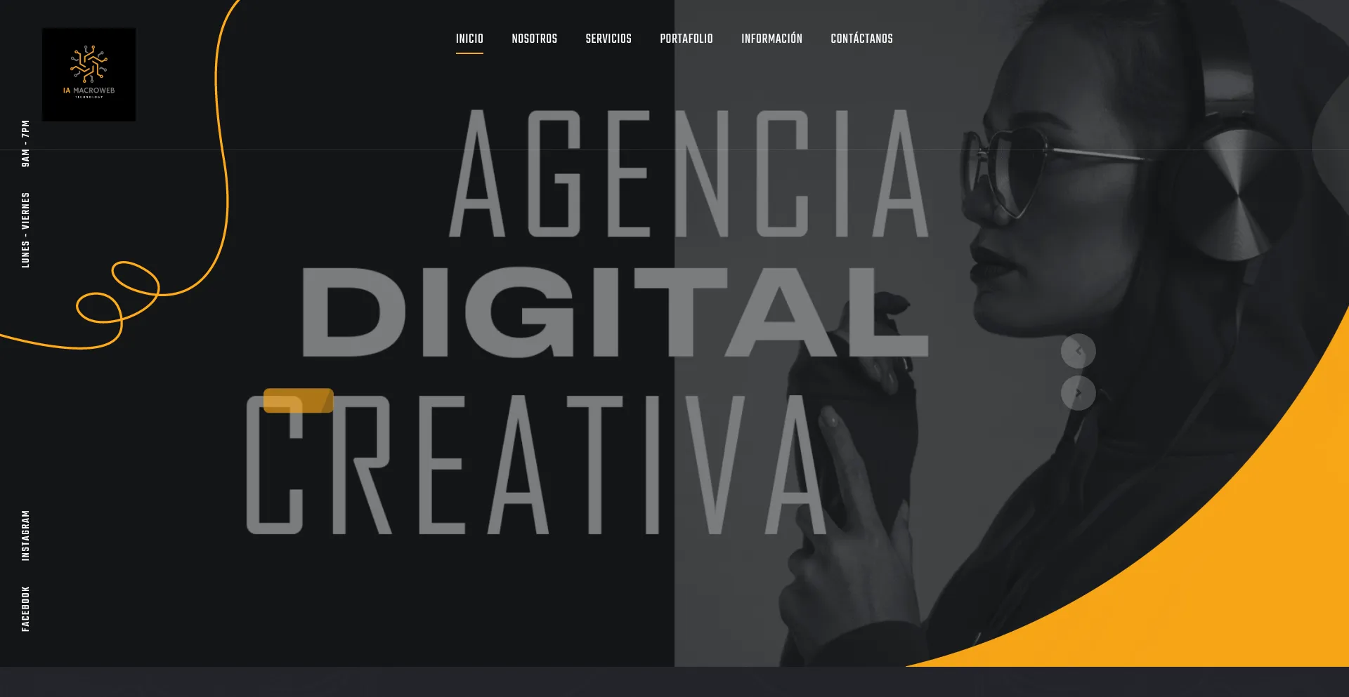 Website screenshot of Iamacroweb.com