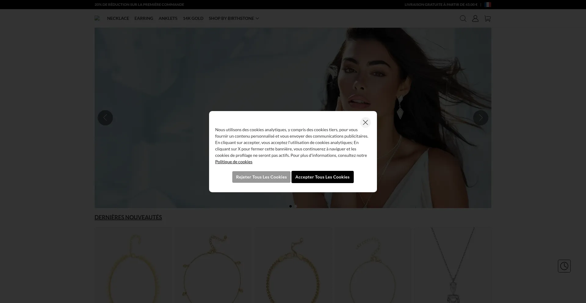 Website screenshot of Robesfemmes.shop